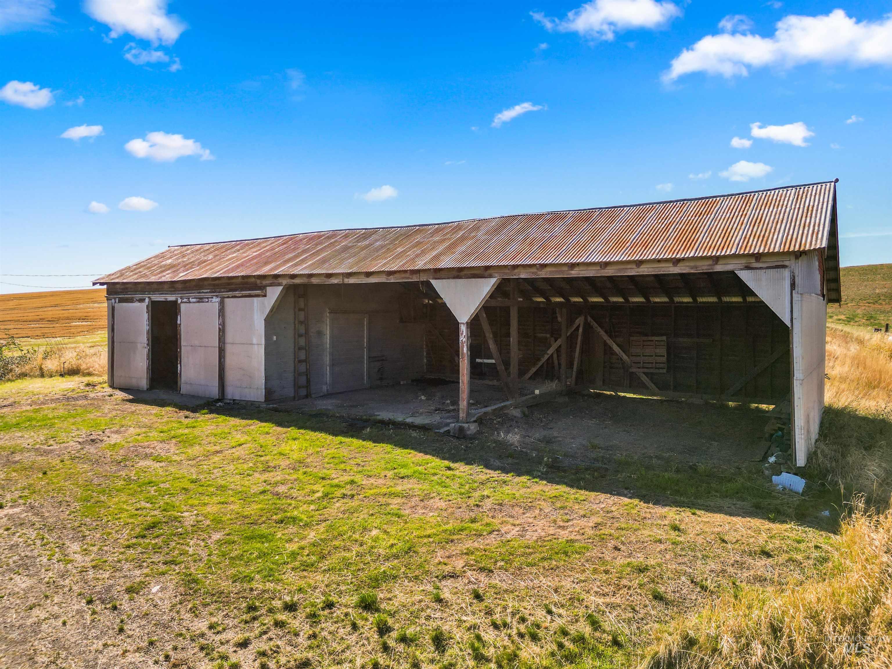 30344 Leland Road Property Photo 35