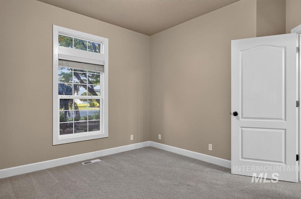2955 E Shadowview St Property Photo 31