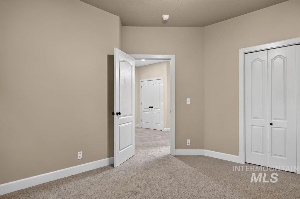 2955 E Shadowview St Property Photo 32