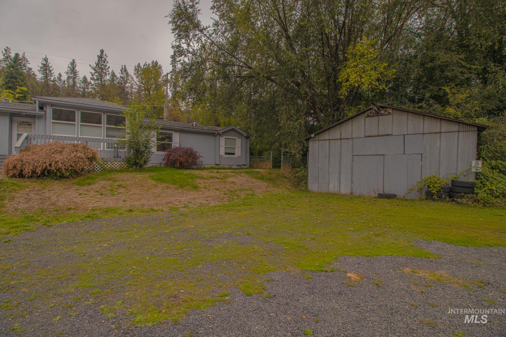 11564 Highway 12 Property Photo 5