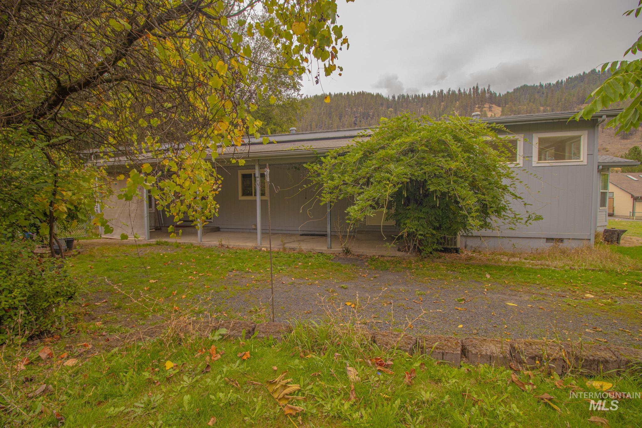 11564 Highway 12 Property Photo 7