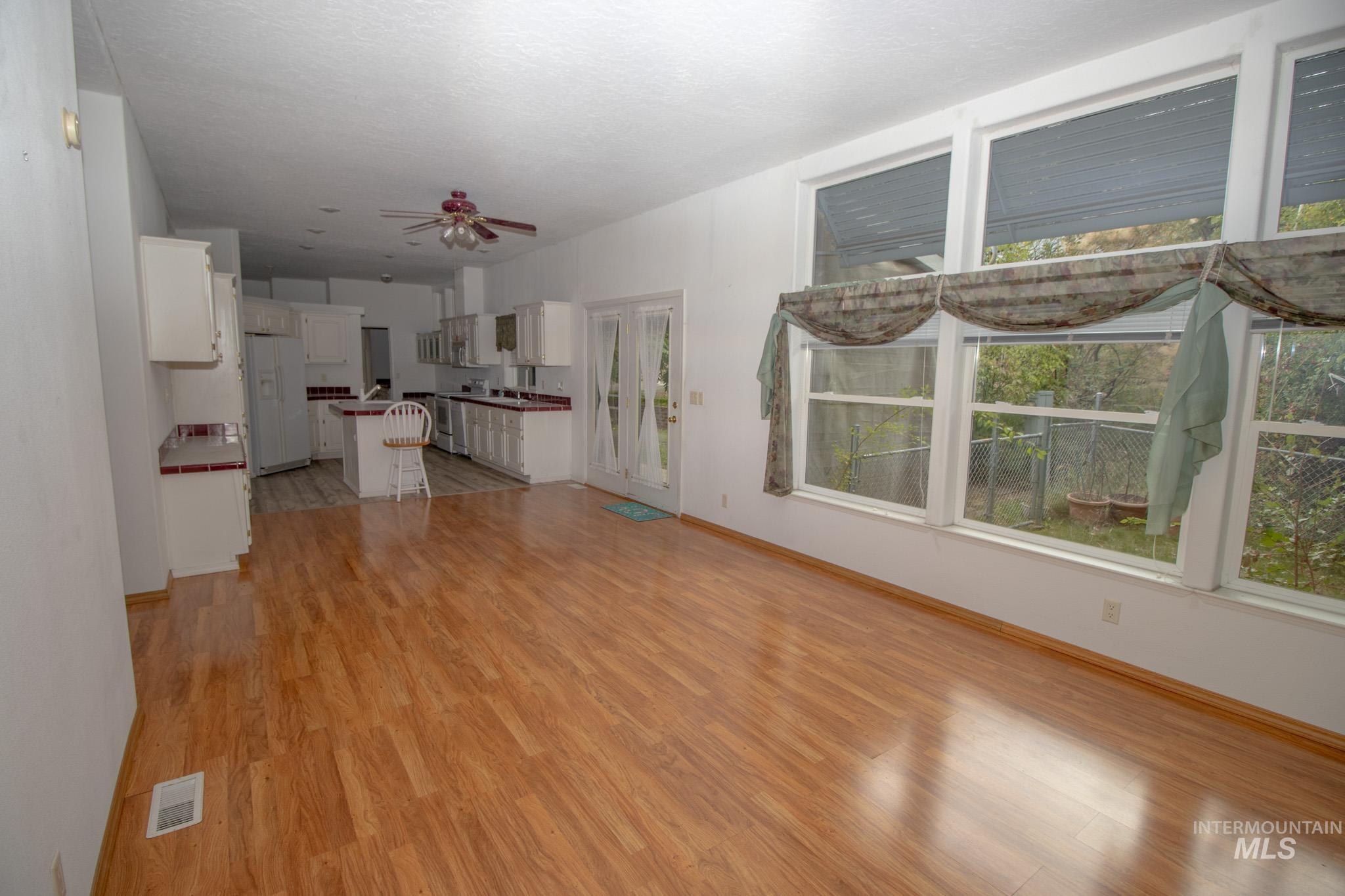11564 Highway 12 Property Photo 11
