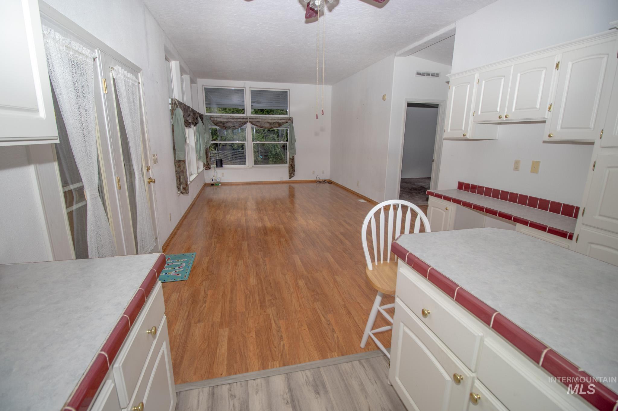 11564 Highway 12 Property Photo 15