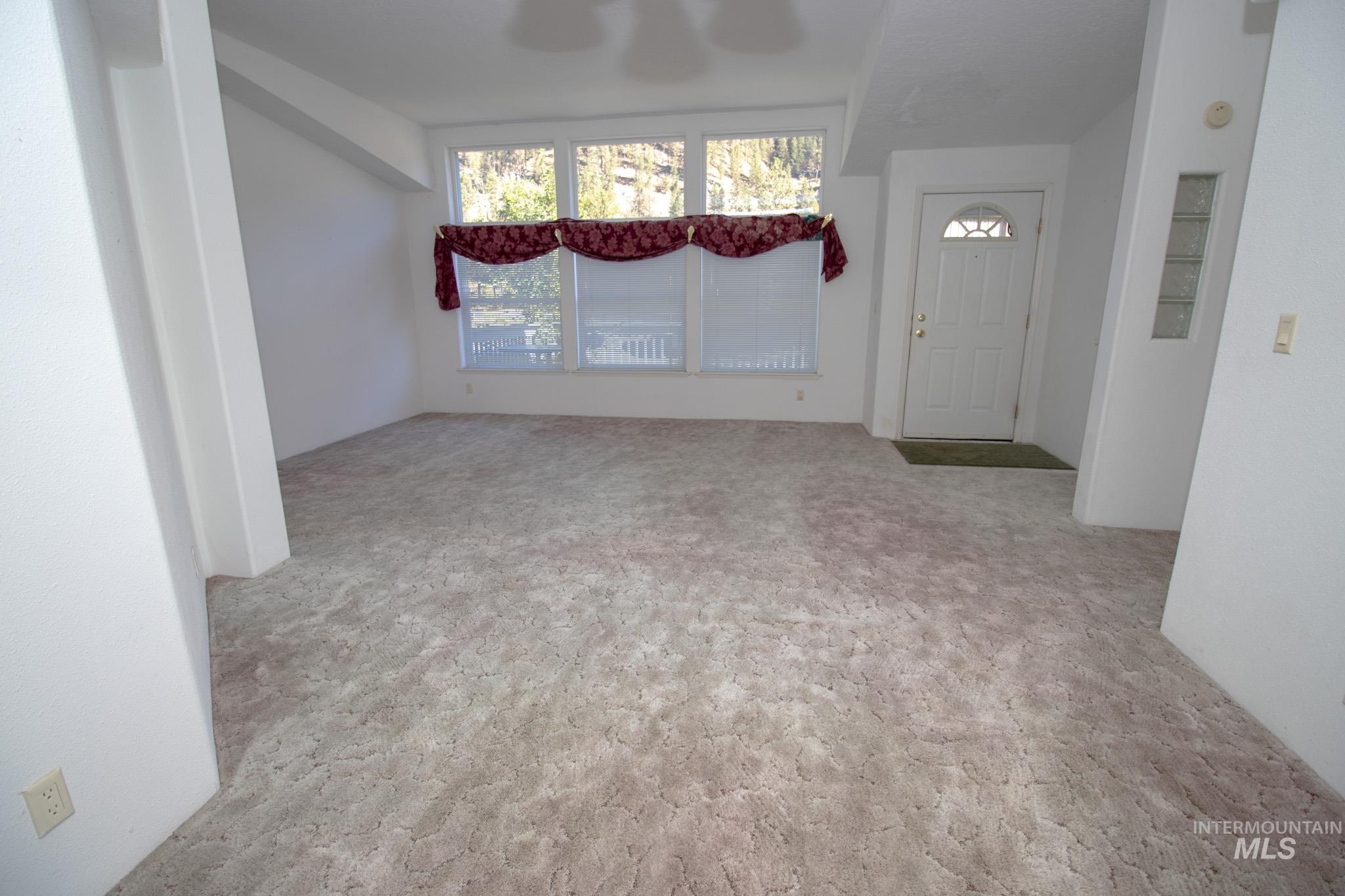 11564 Highway 12 Property Photo 20