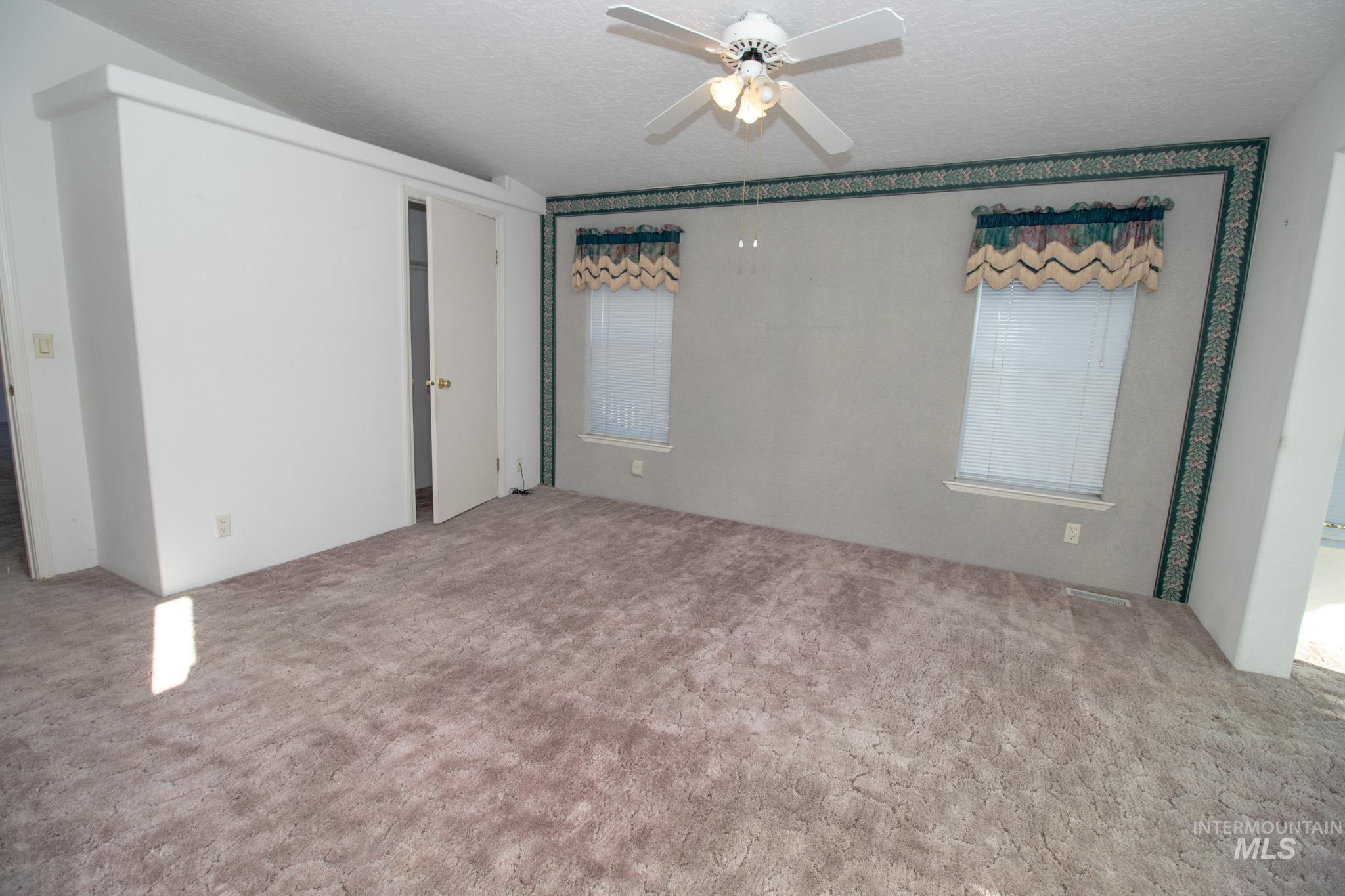 11564 Highway 12 Property Photo 26
