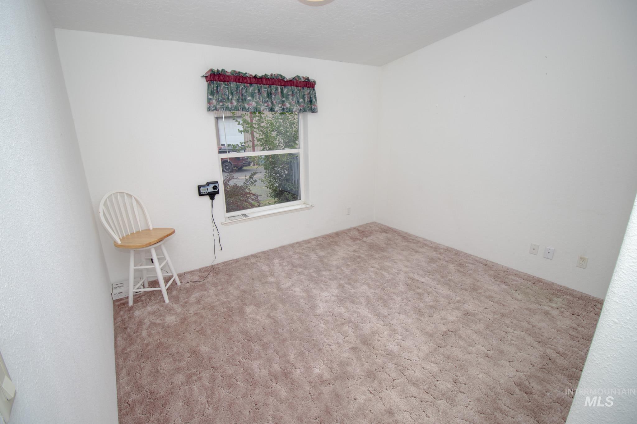 11564 Highway 12 Property Photo 32
