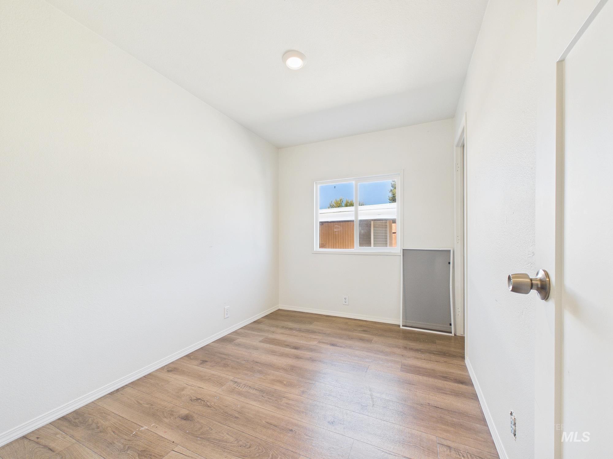 1123 N Sable Property Photo 17