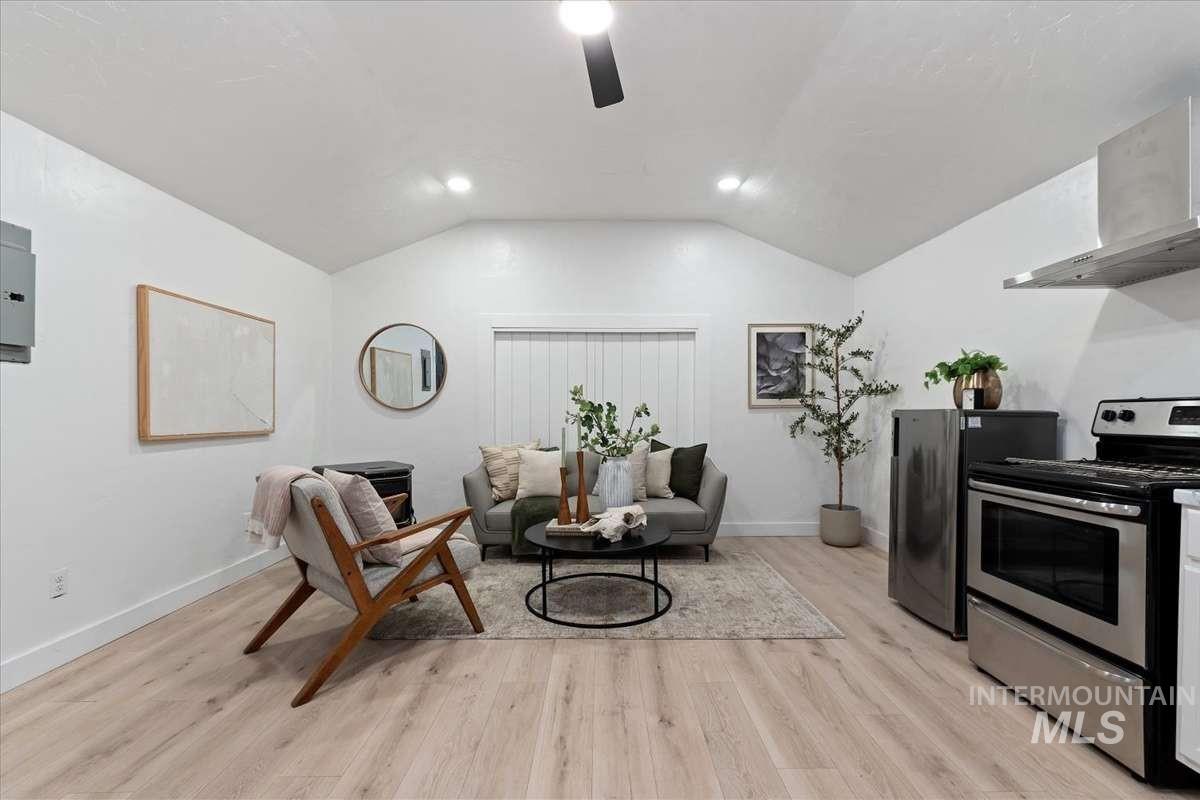 14547 Lakeshore Drive Property Photo 29