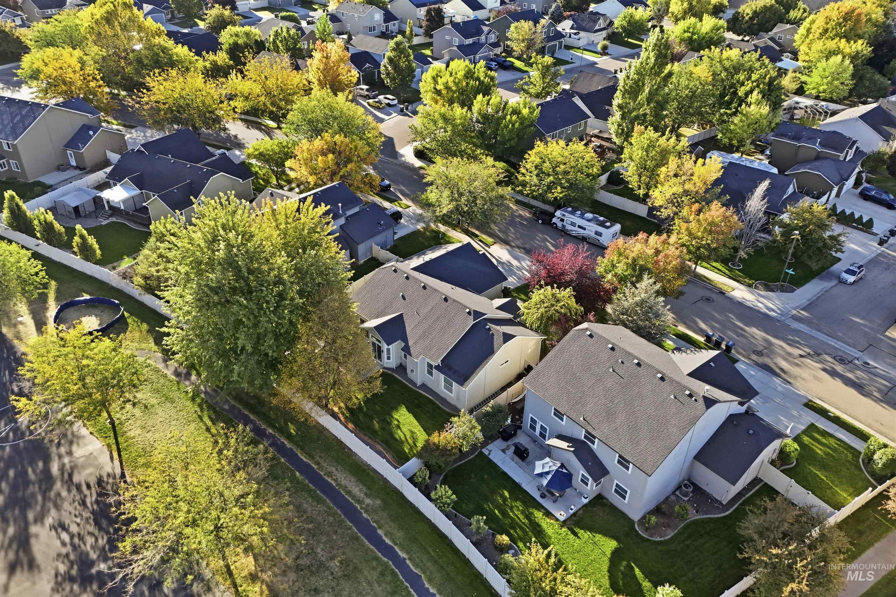 2444 Cerulean Property Photo 6