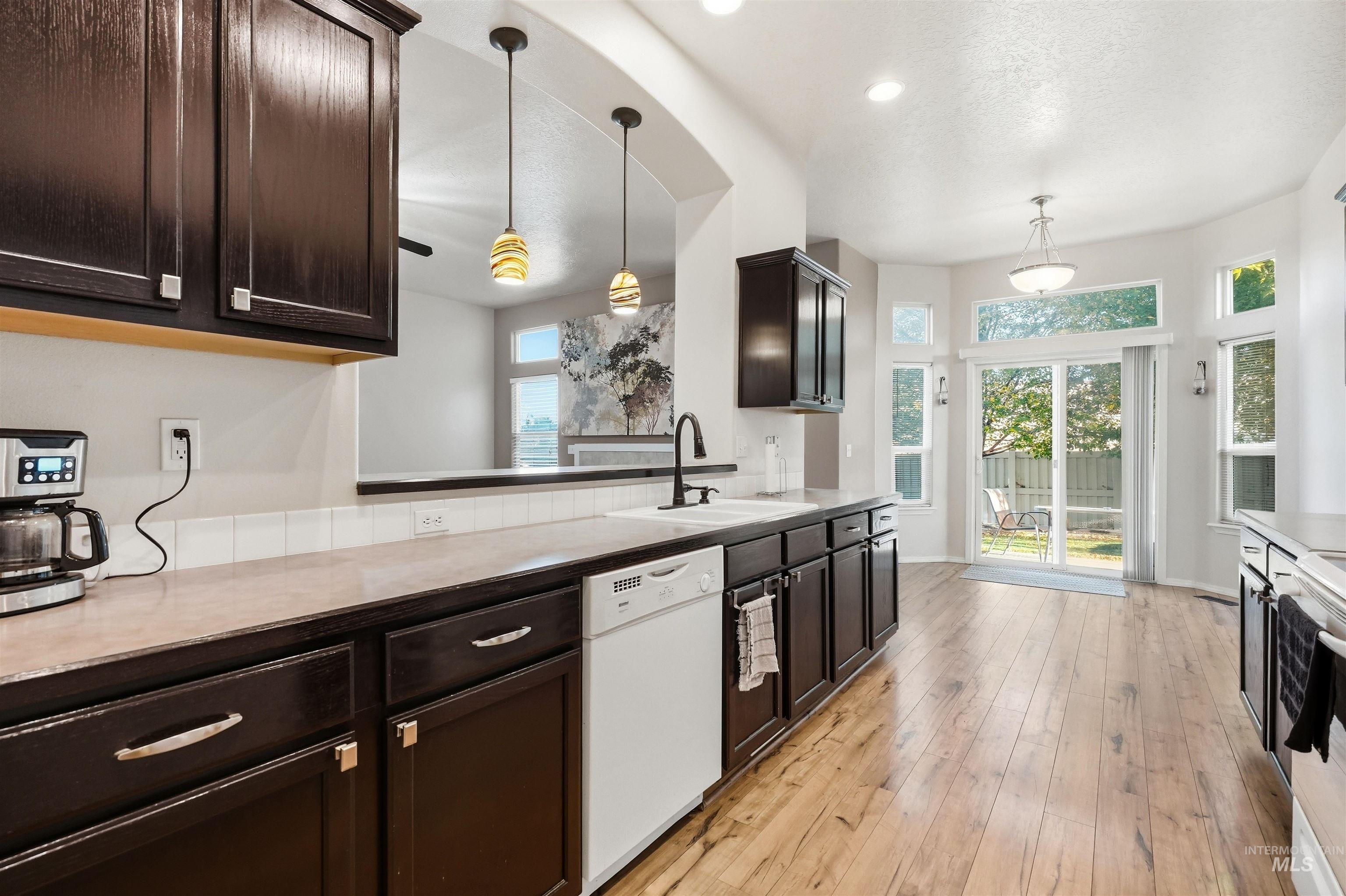 2444 Cerulean Property Photo 11