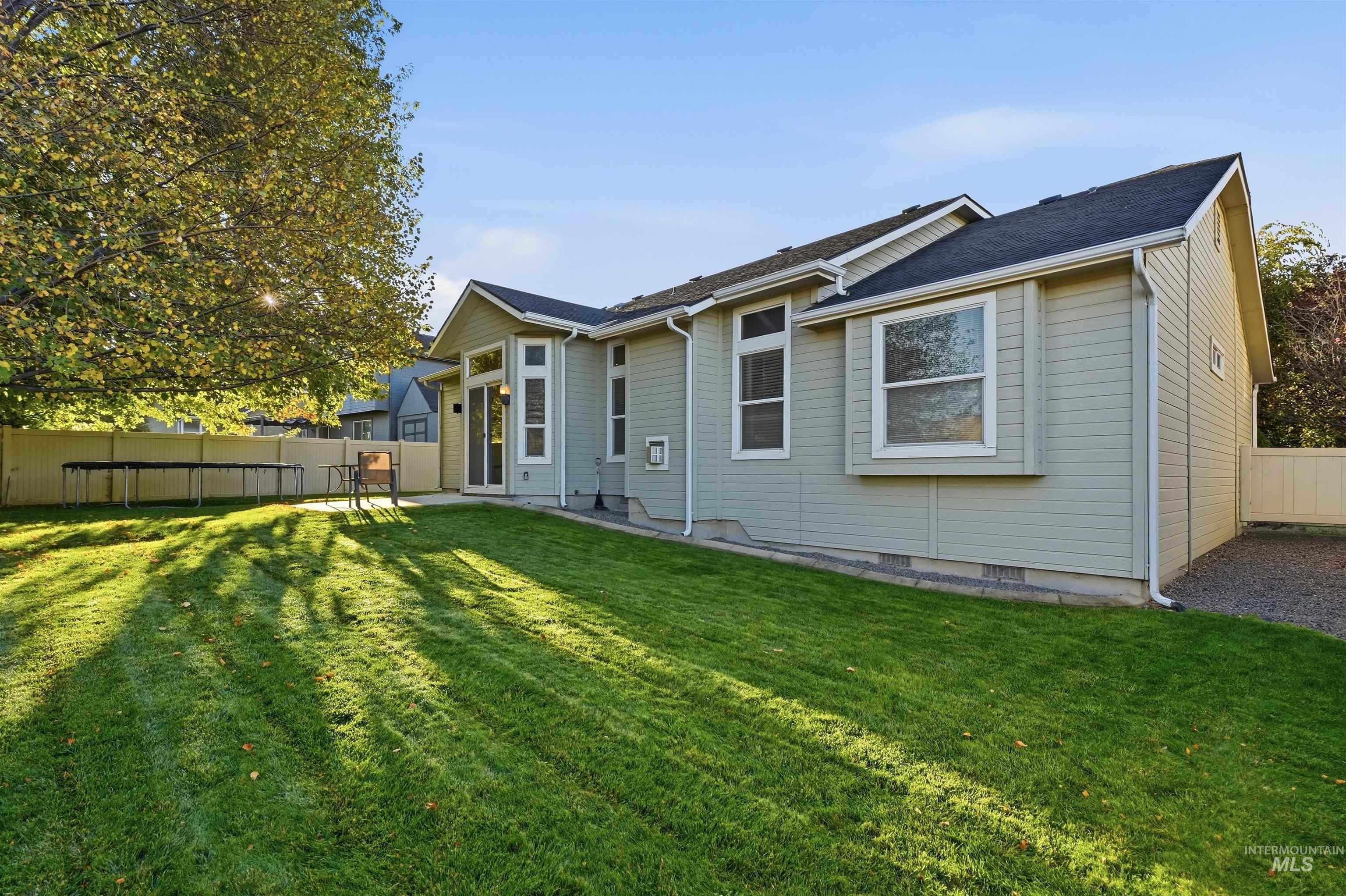 2444 Cerulean Property Photo 33