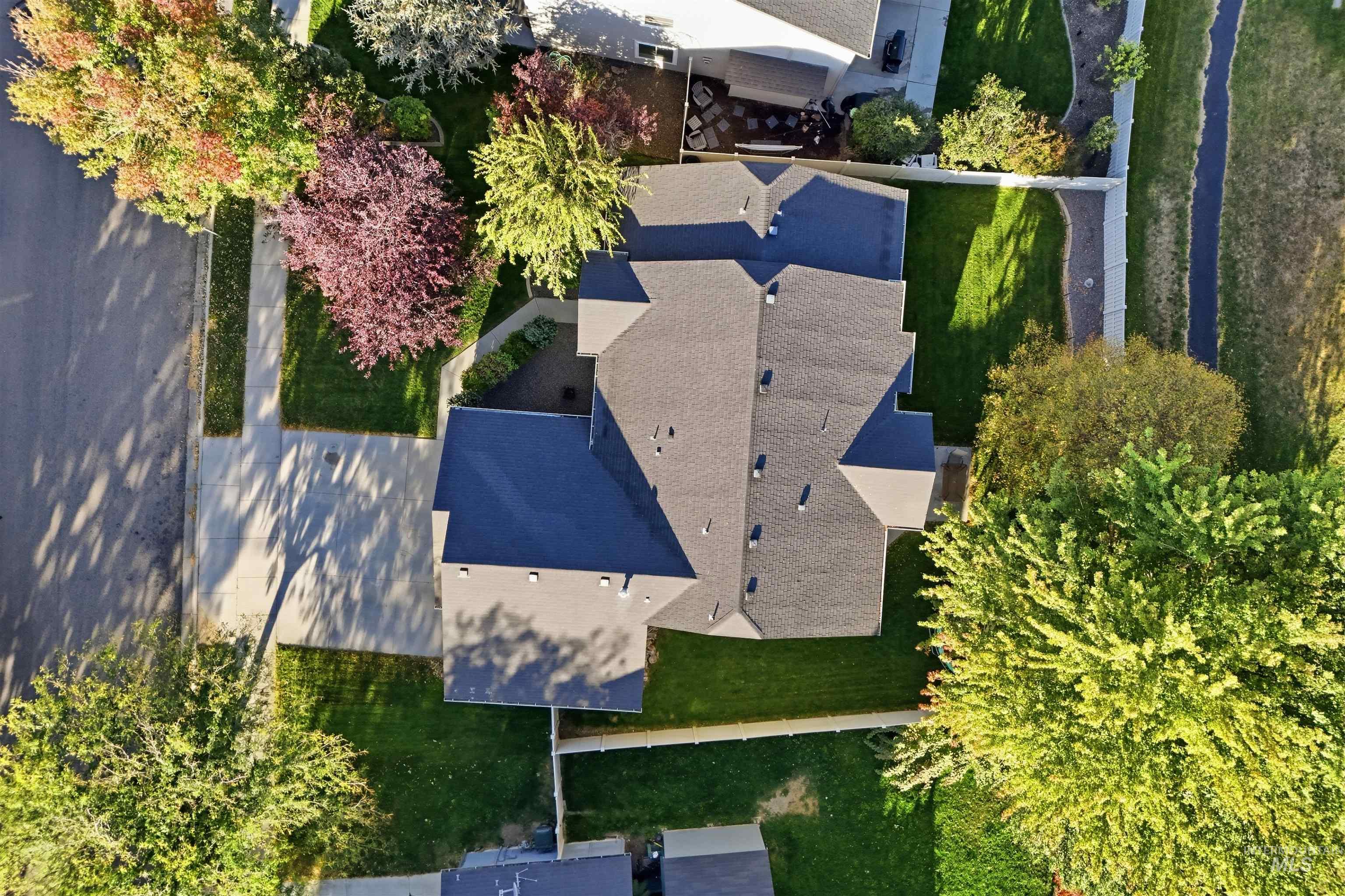 2444 Cerulean Property Photo 36