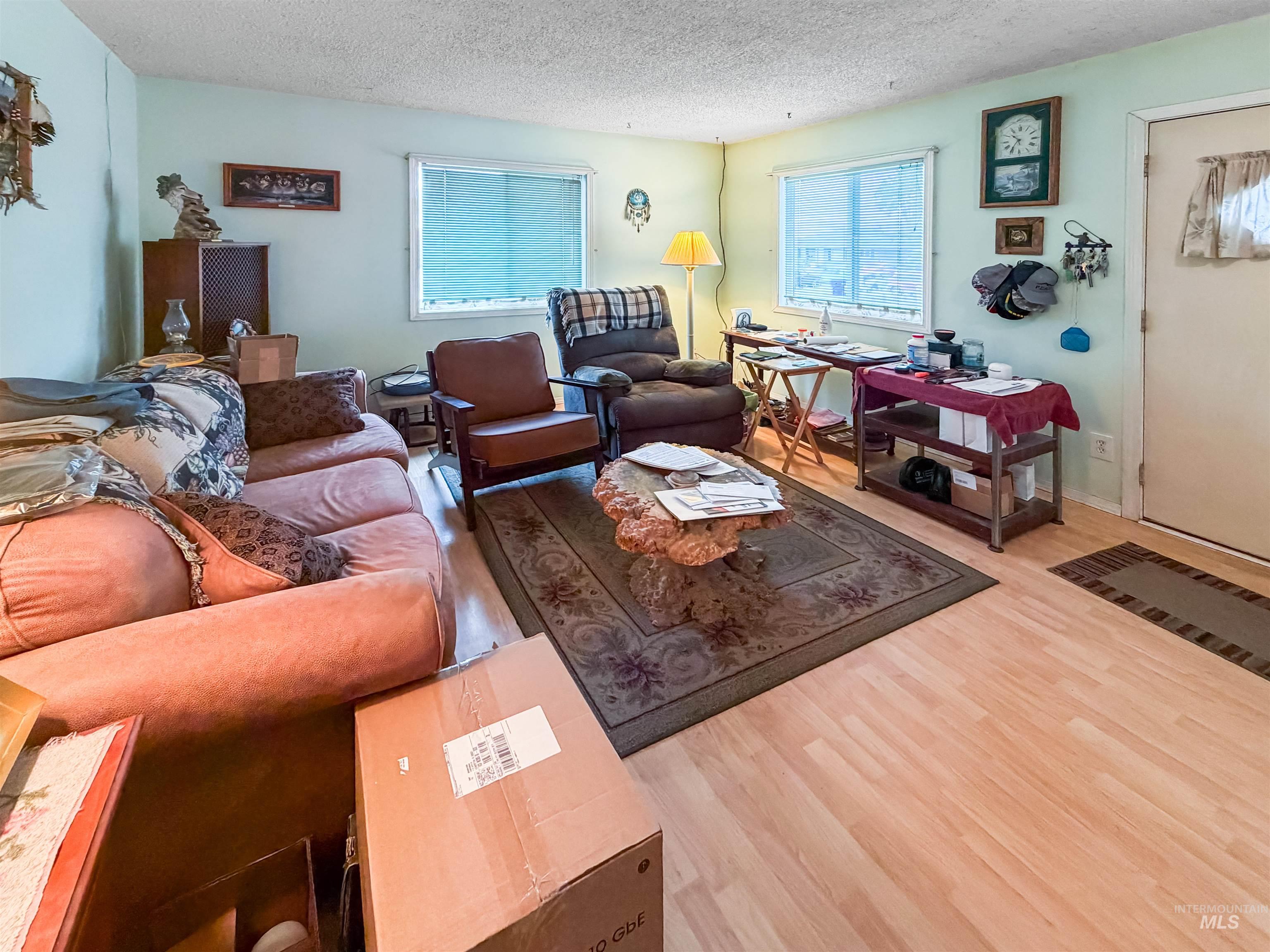 1118 20th St Property Photo 9