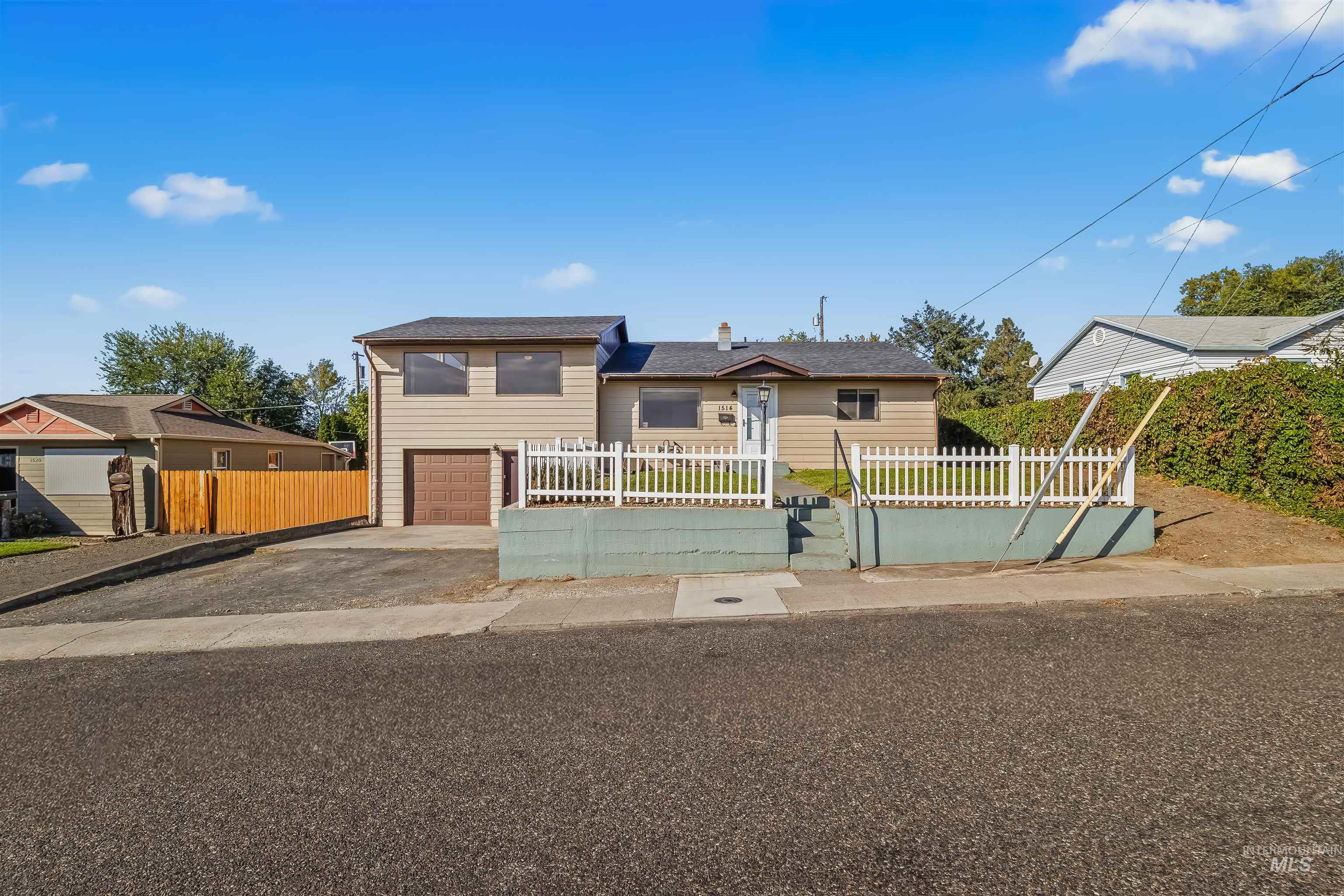 1514 7th Street Property Photo 38