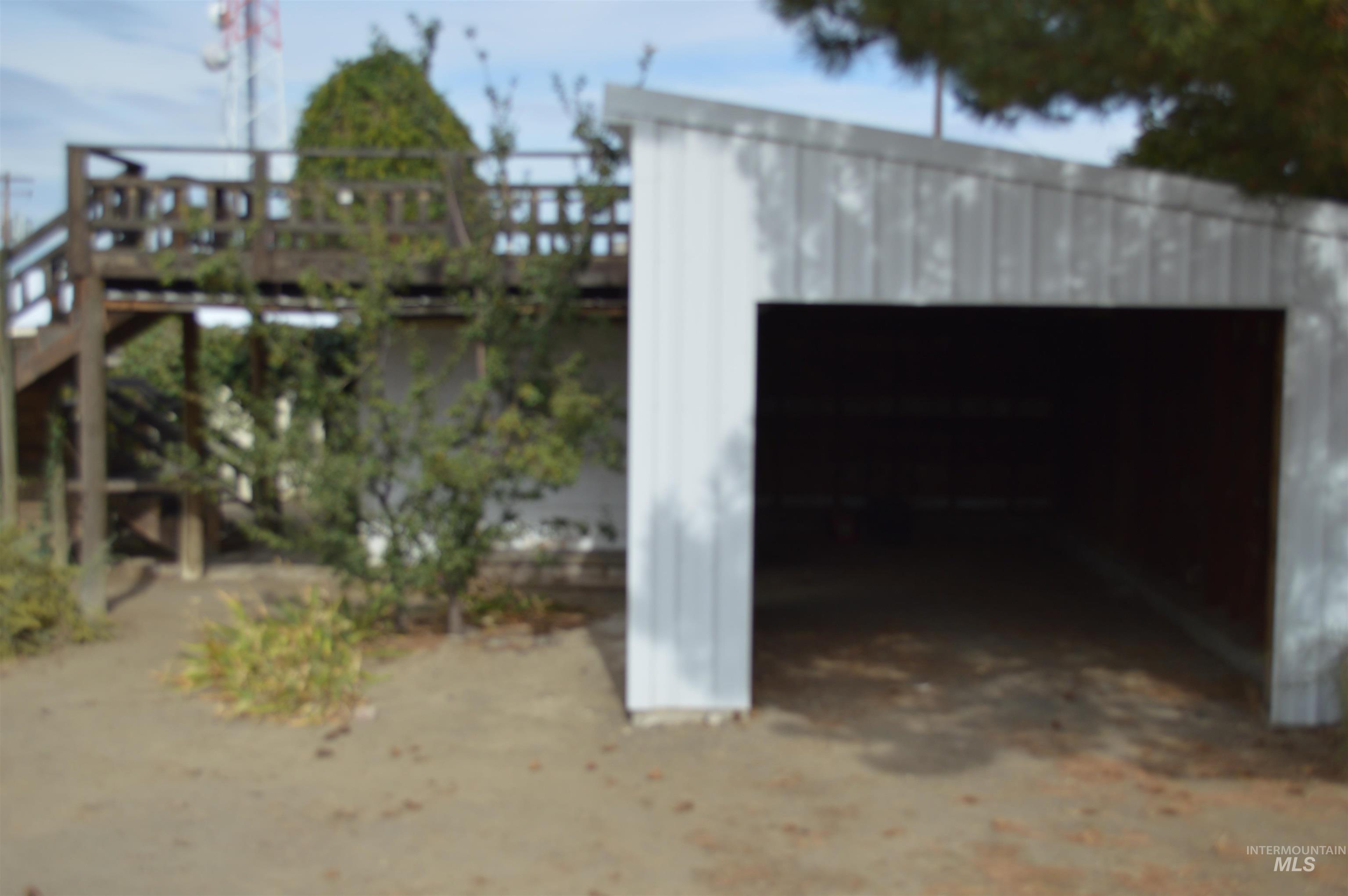 17063 Basey Street Property Photo 11