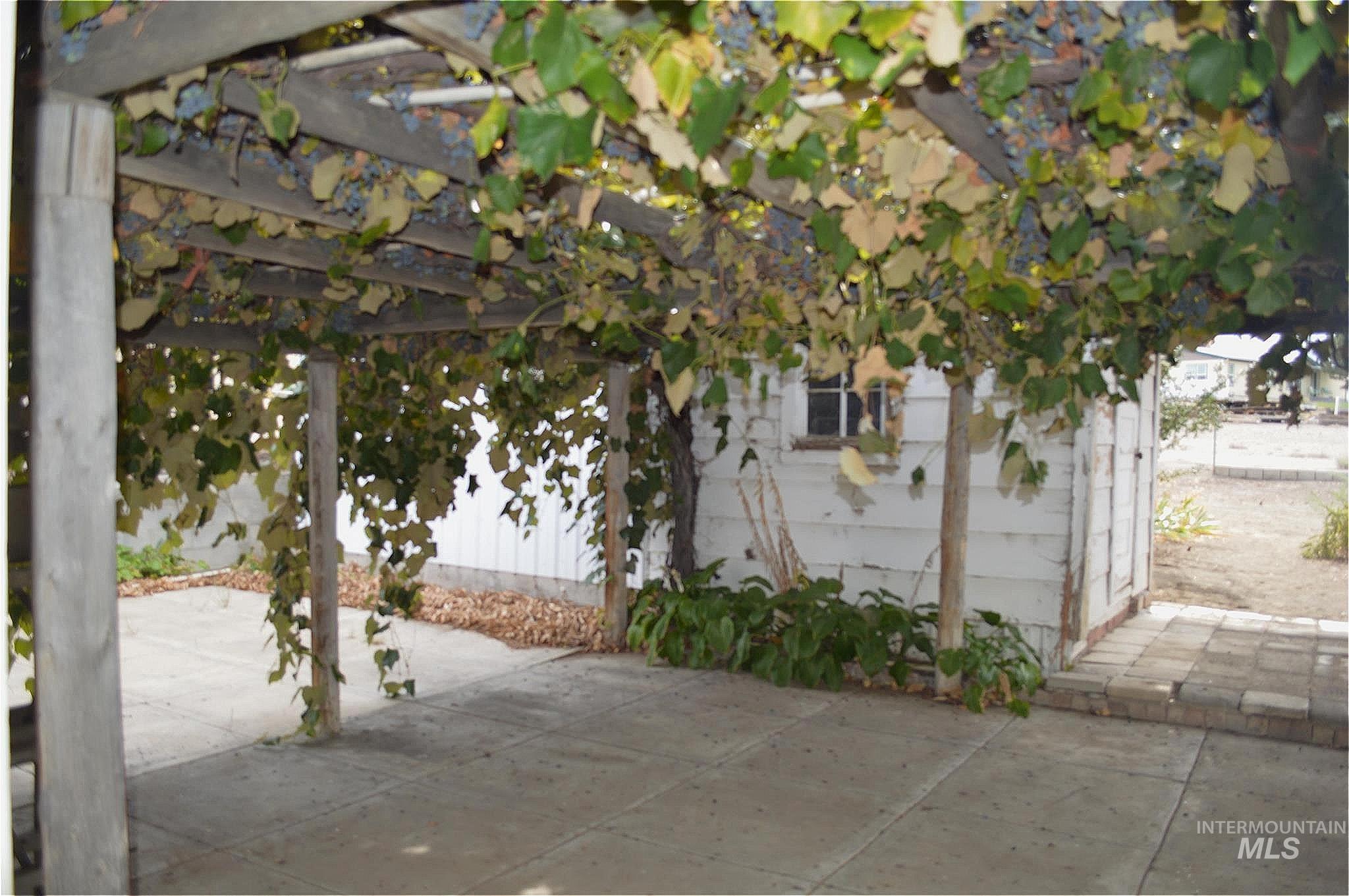 17063 Basey Street Property Photo 13