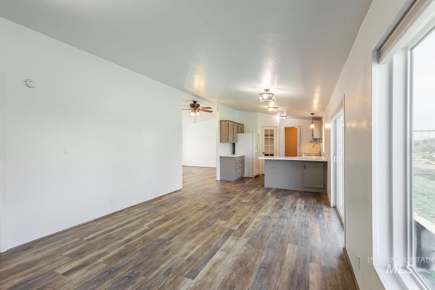 14501 Plum Road Property Photo 10