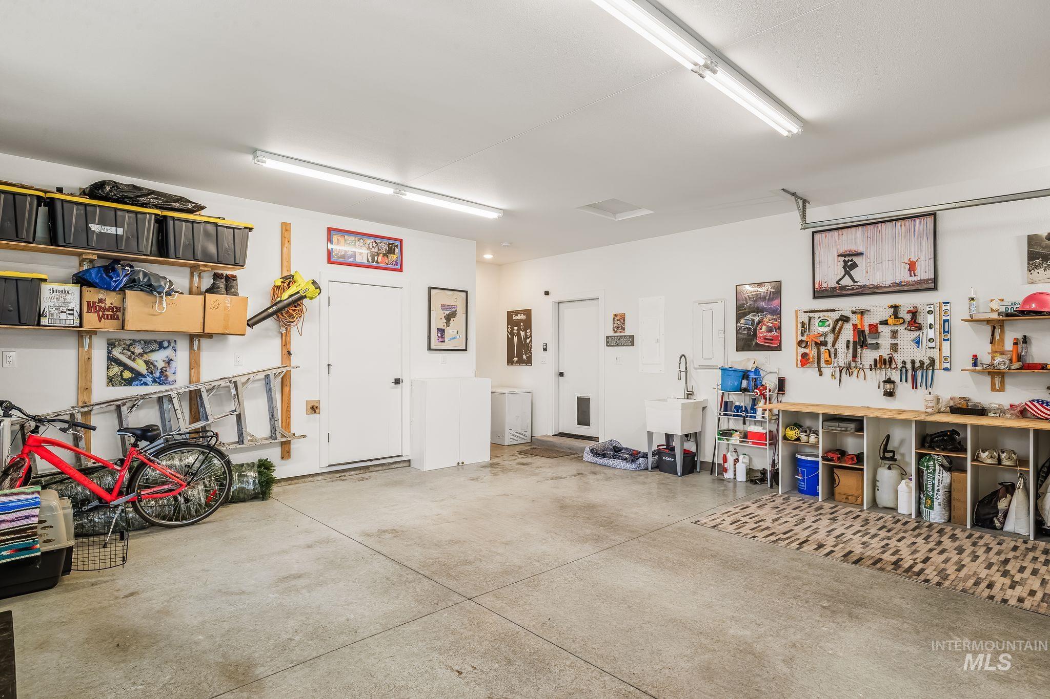 2227 Powers Drive Property Photo 35