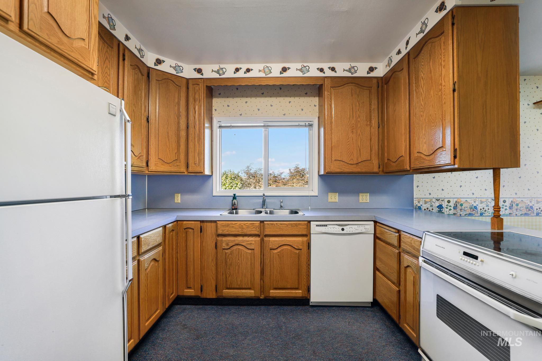 153 N Highway 24 Property Photo 7