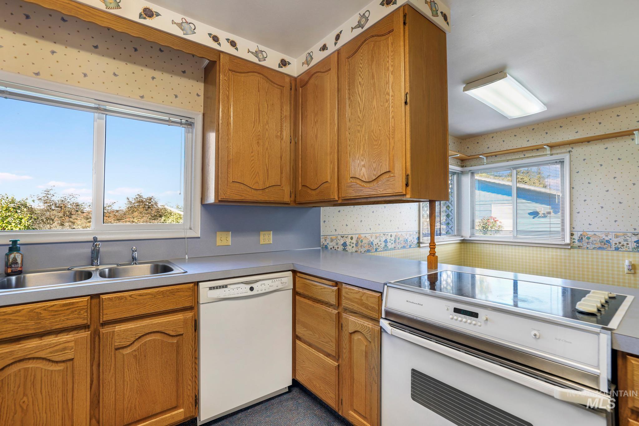 153 N Highway 24 Property Photo 9