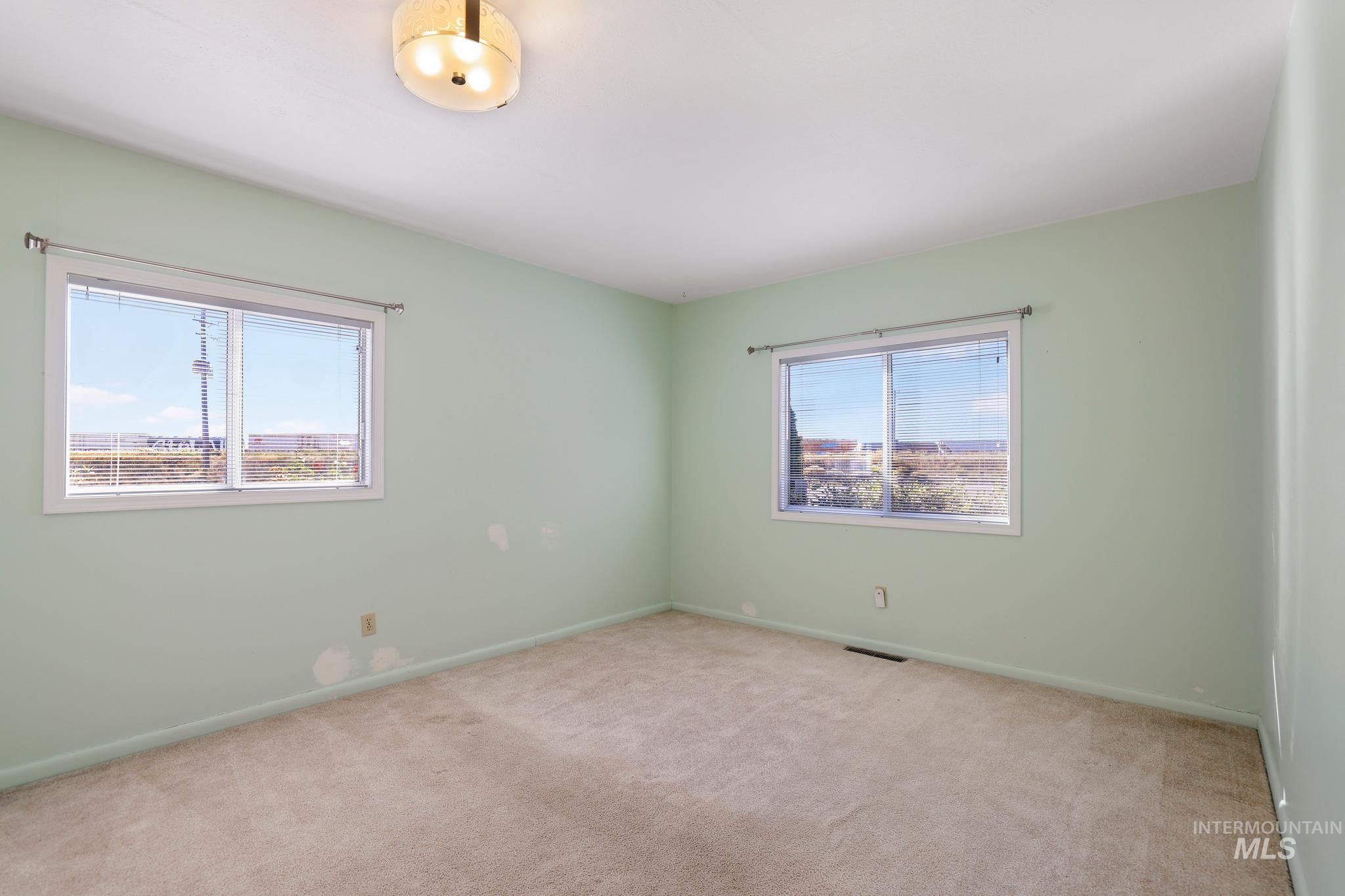 153 N Highway 24 Property Photo 13