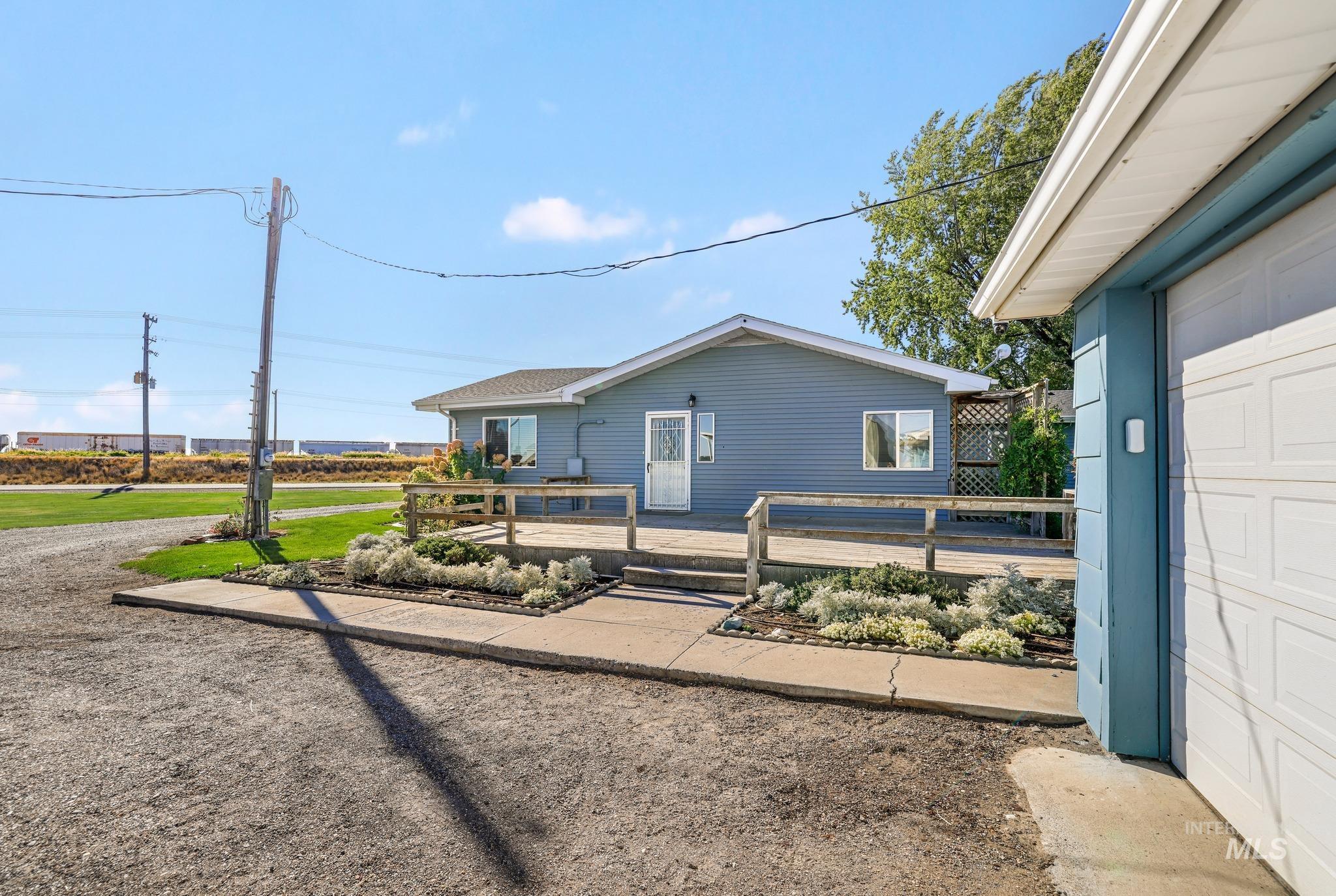 153 N Highway 24 Property Photo 28
