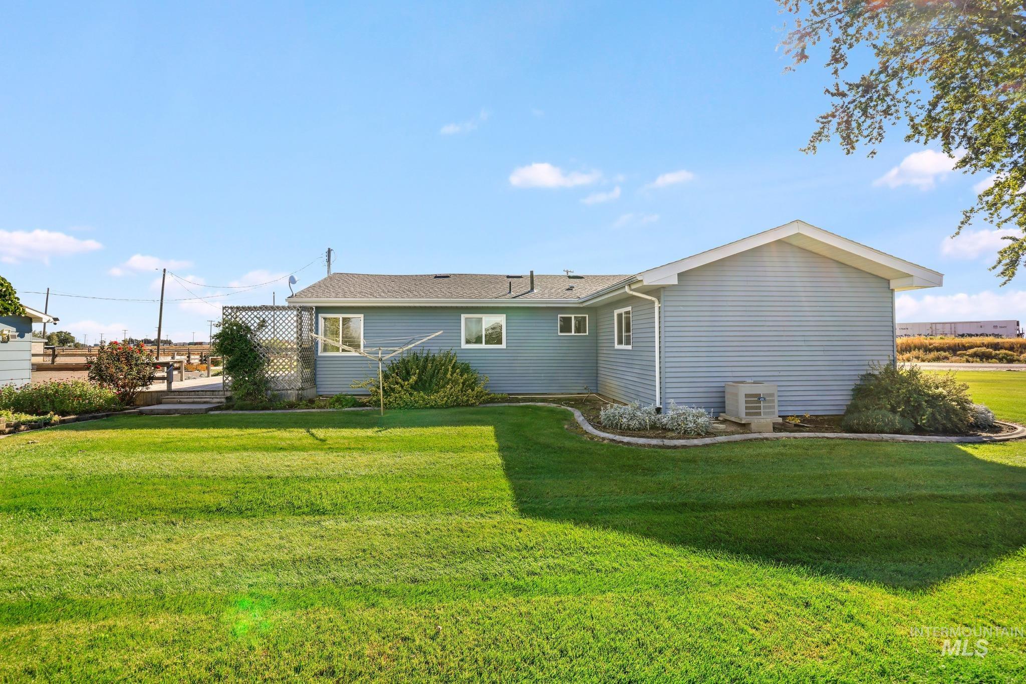 153 N Highway 24 Property Photo 30