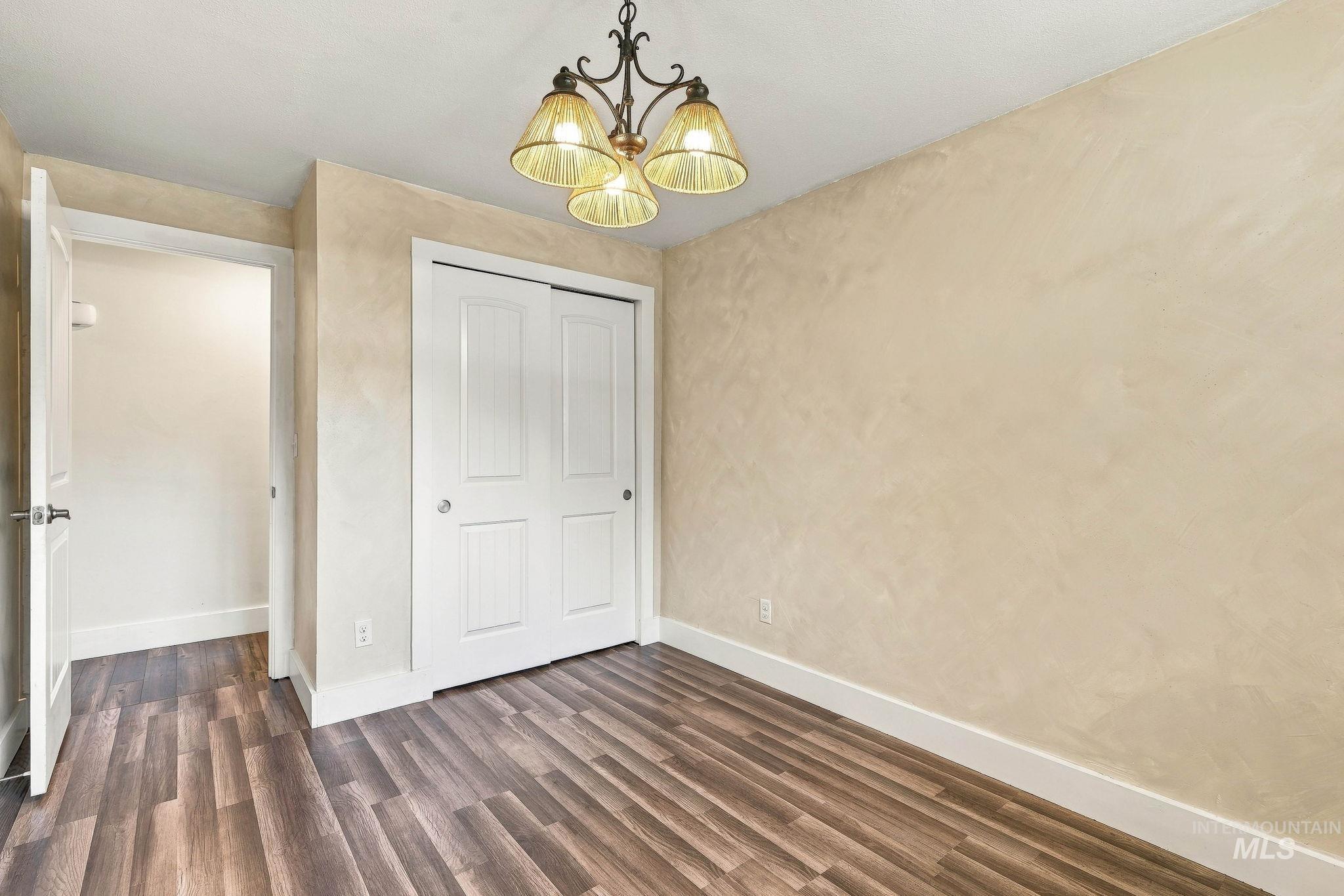 212 N Indiana Property Photo 22