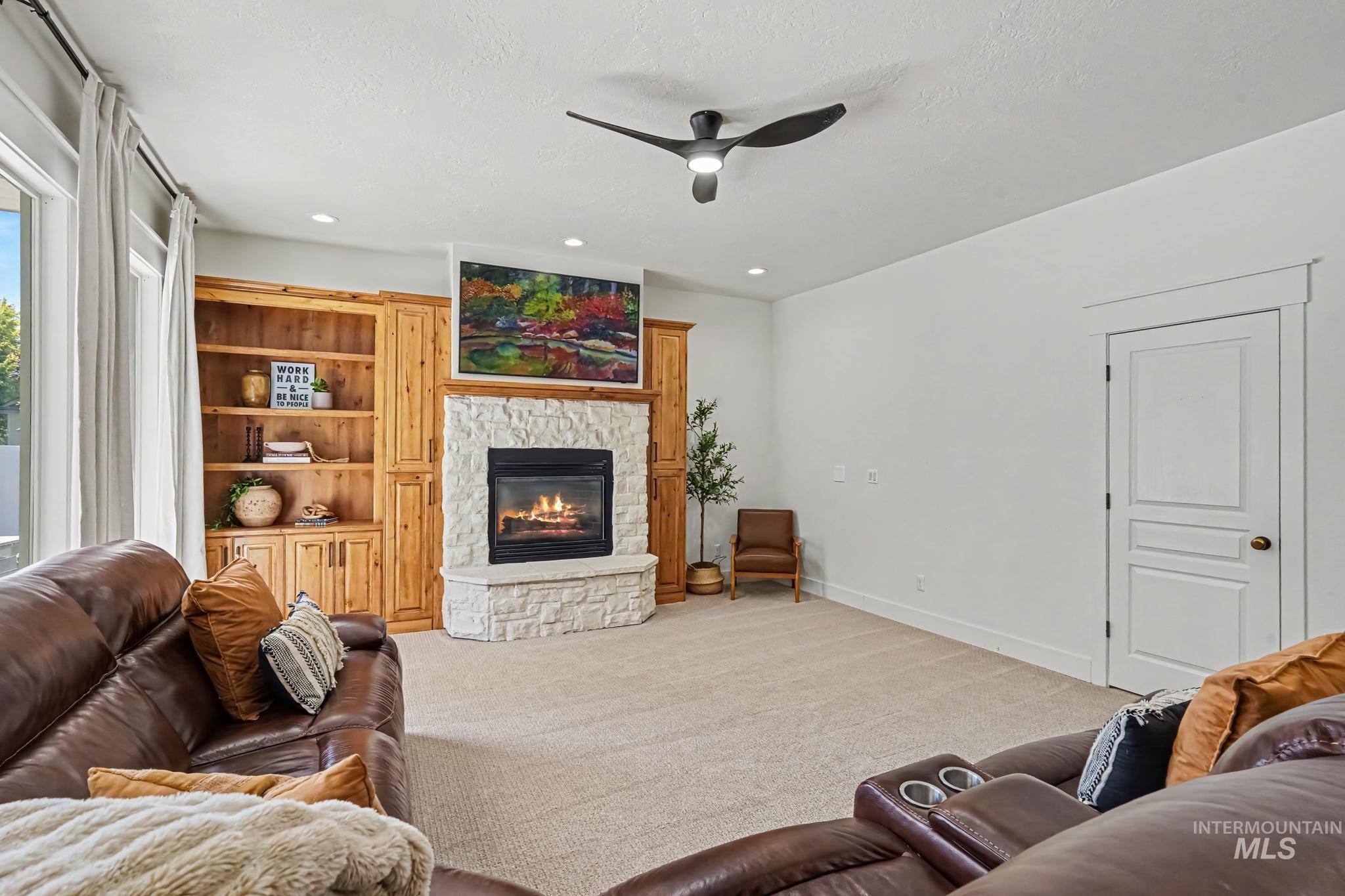 2340 S Alaska Way Property Photo 11