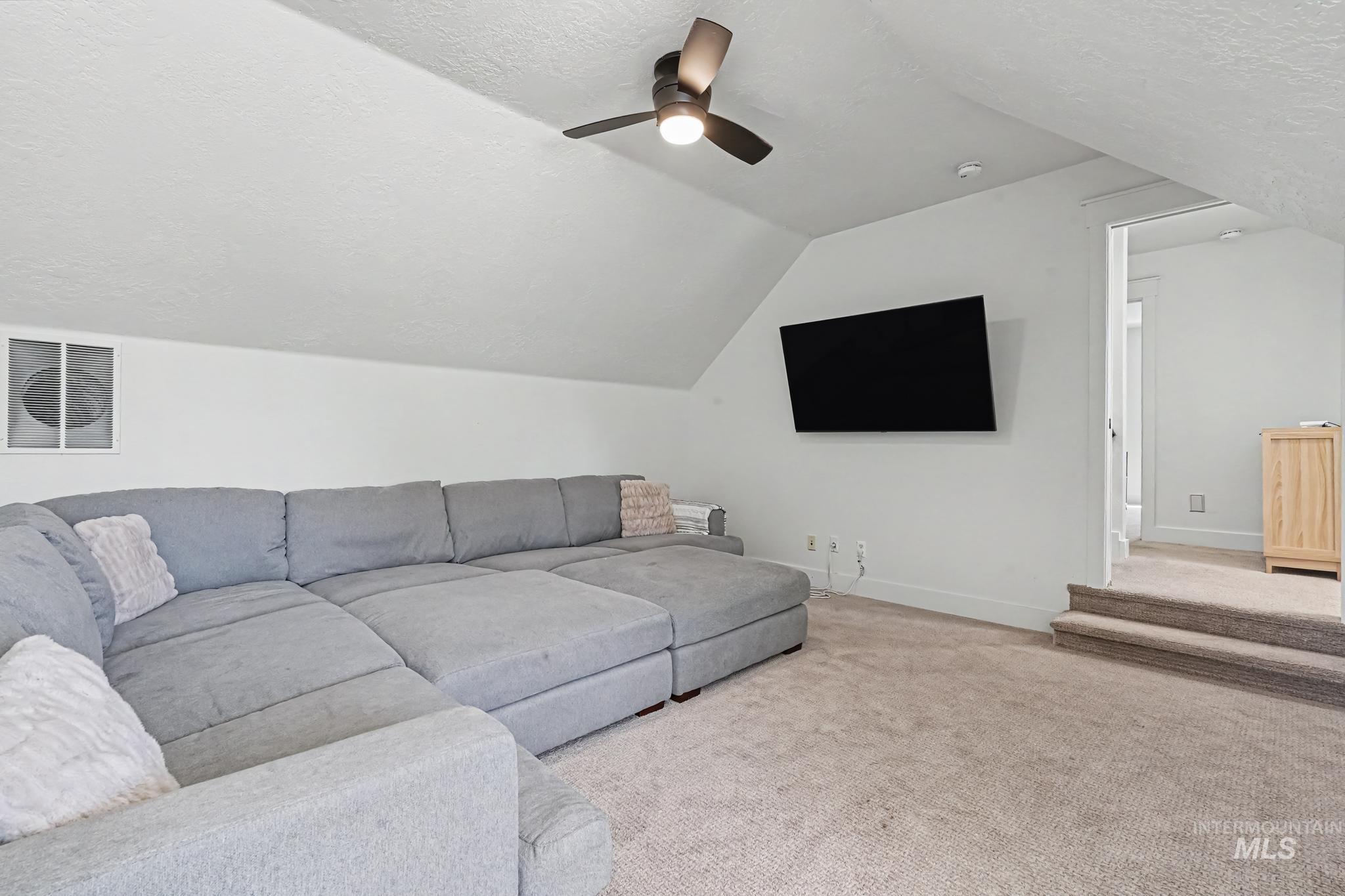 2340 S Alaska Way Property Photo 29