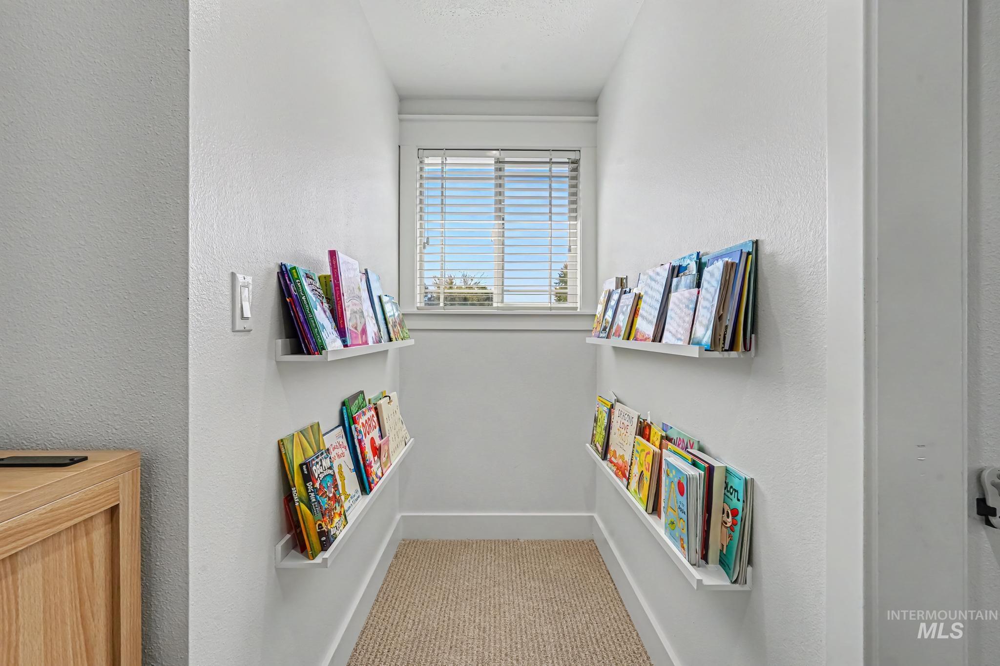 2340 S Alaska Way Property Photo 31