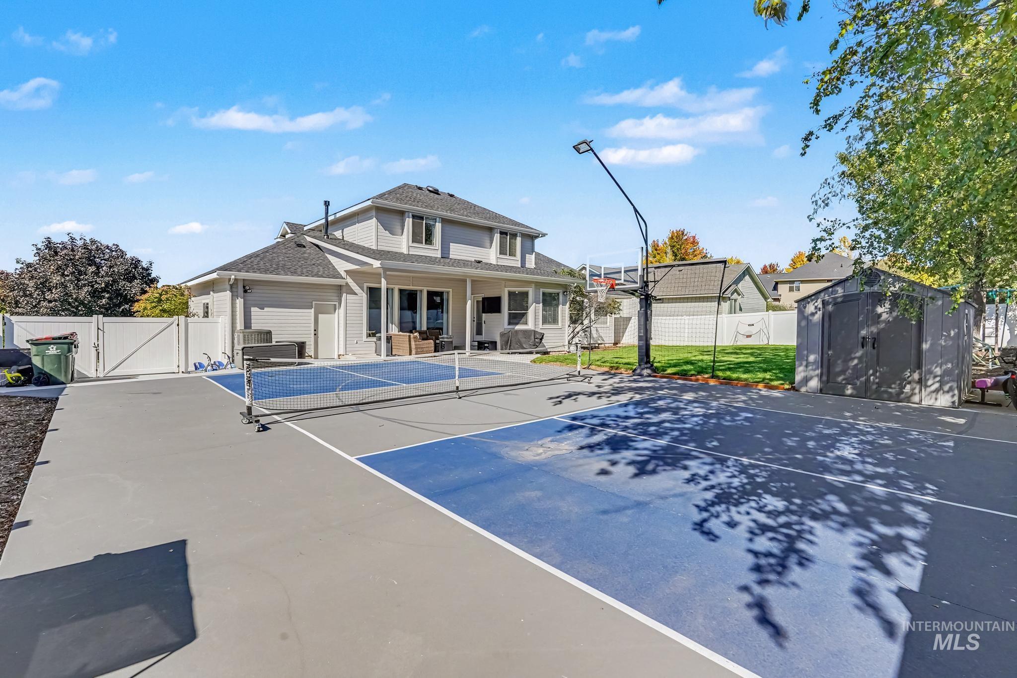 2340 S Alaska Way Property Photo 40