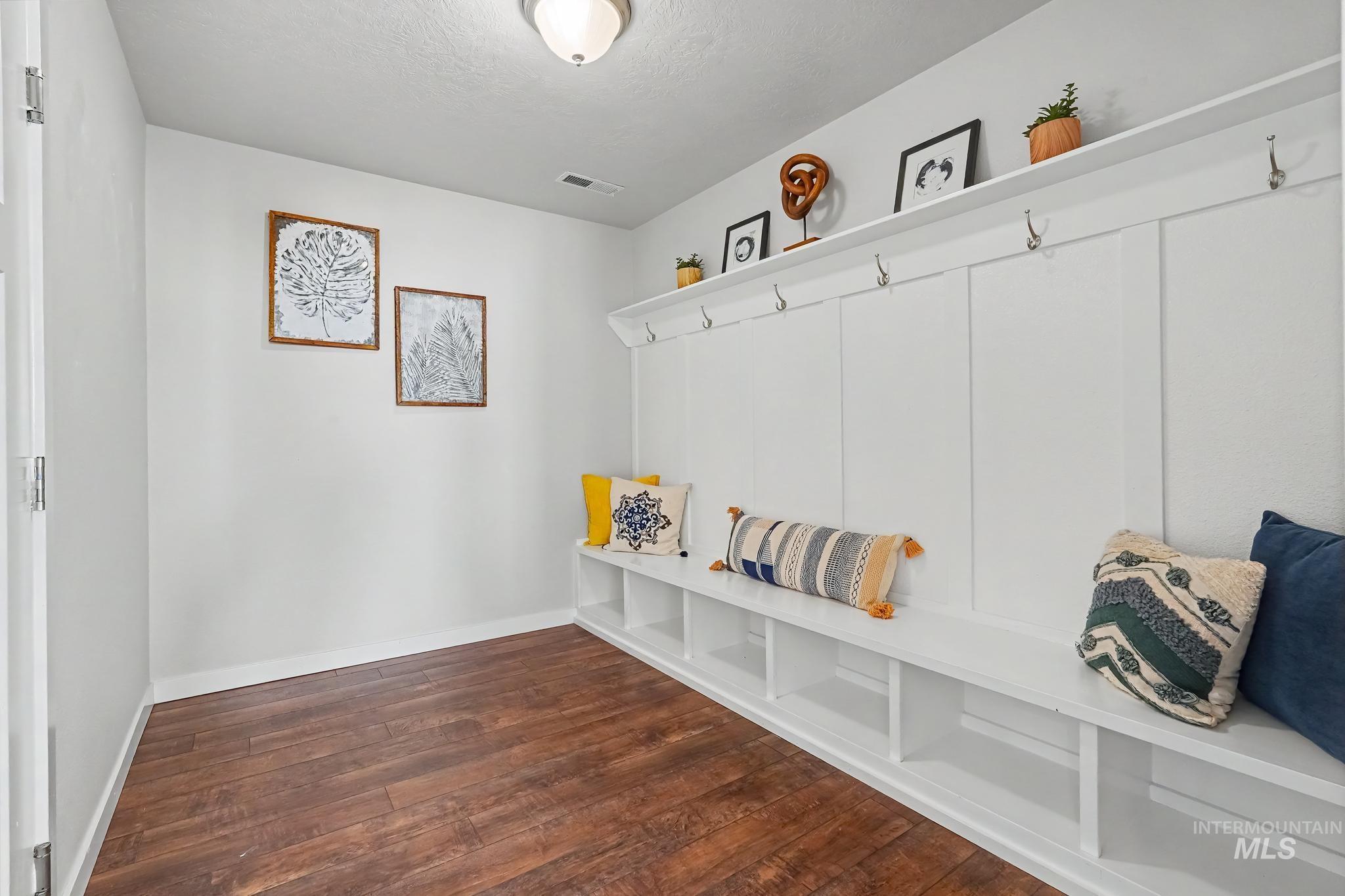 4661 N Alester Ave Property Photo 13