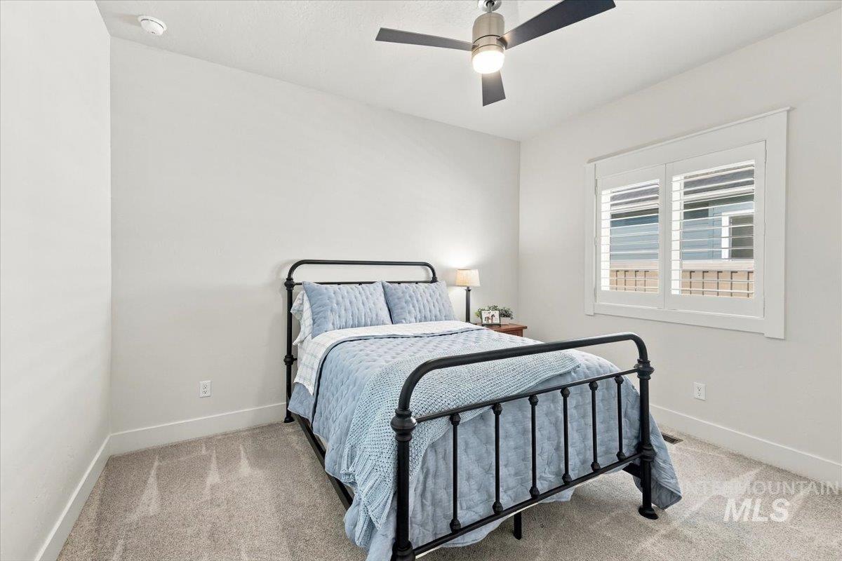 1607 Glencoe St Property Photo 12