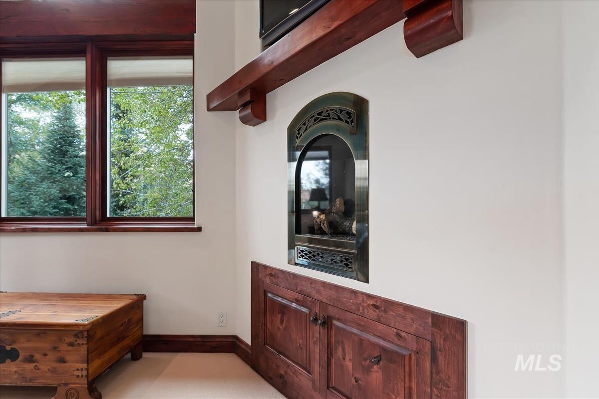 106 Hidden Hollow Property Photo 37