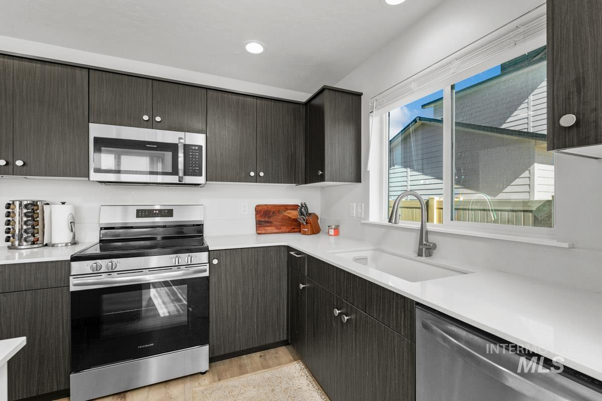 11097 Cart St Property Photo 11