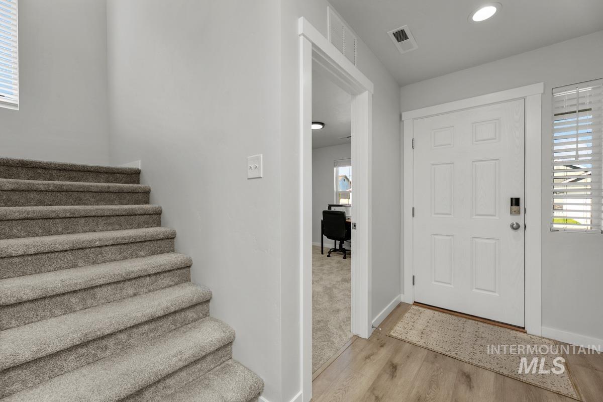 11097 Cart St Property Photo 15