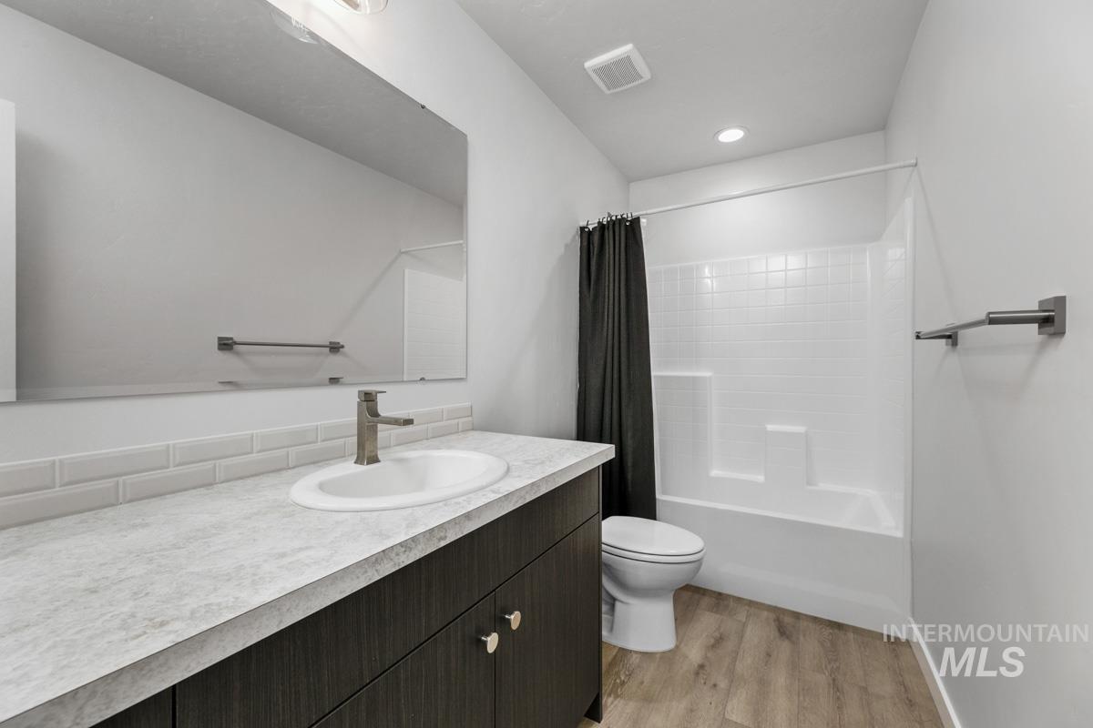 11097 Cart St Property Photo 21