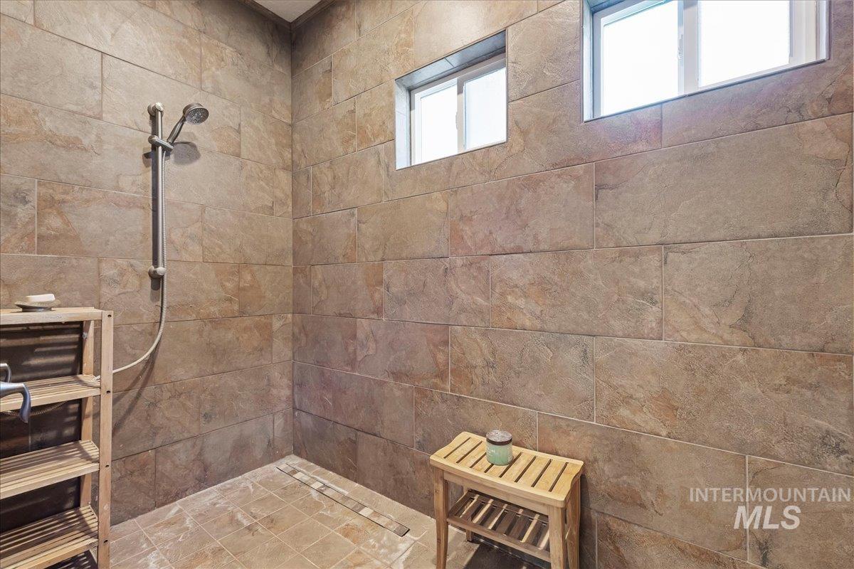 2810 S Brandy's Jewel Property Photo 22