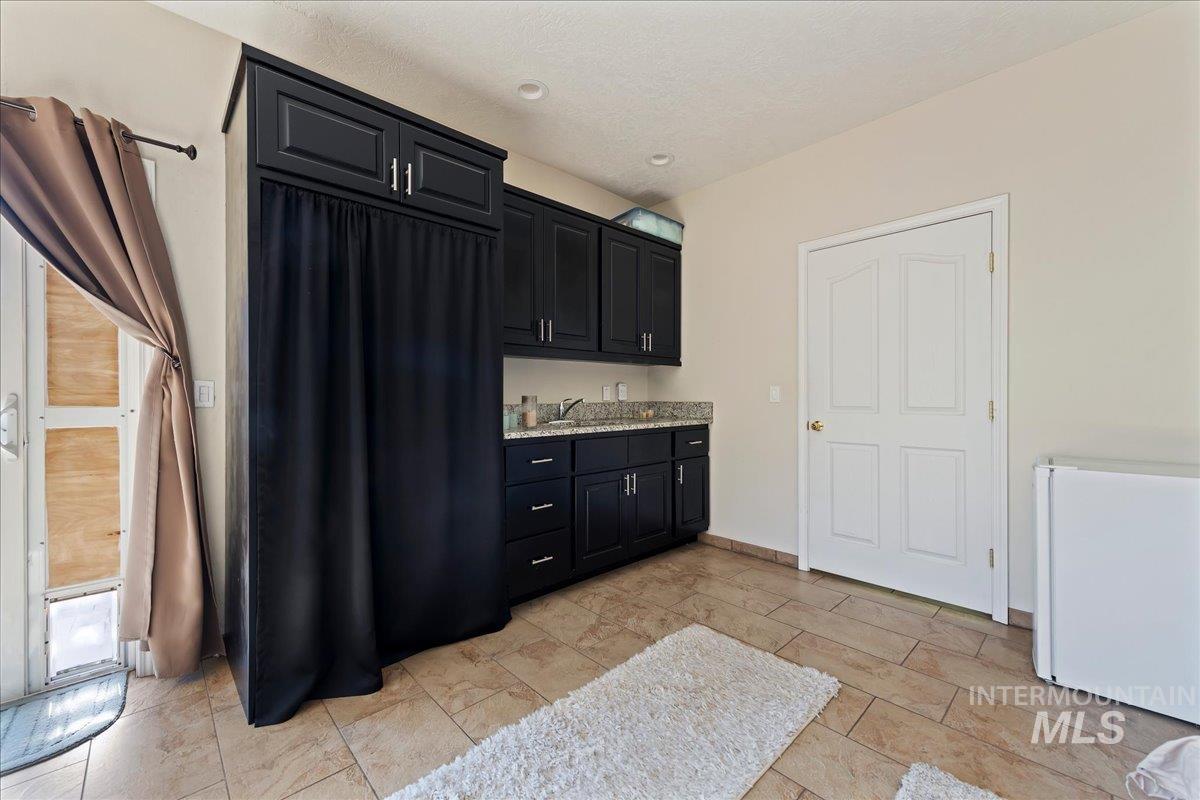 2810 S Brandy's Jewel Property Photo 23
