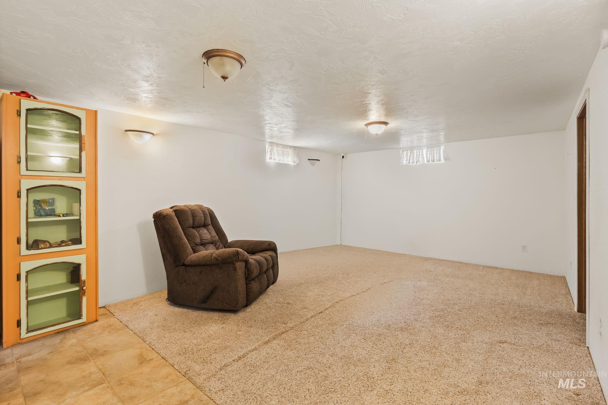517 Linden Dr Property Photo 16