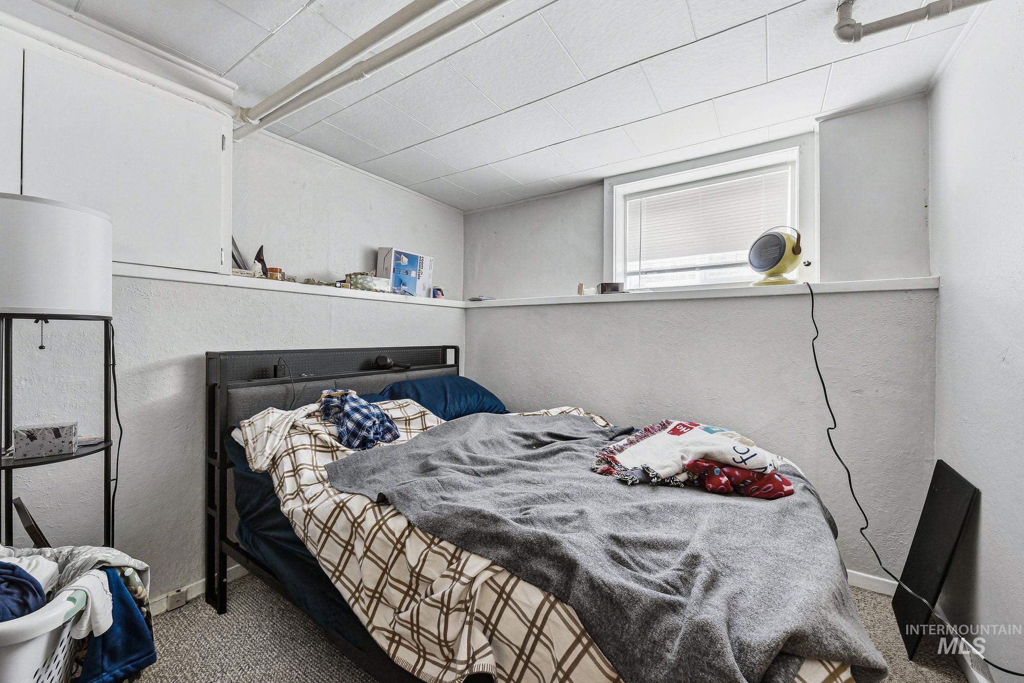 2506 W Woodlawn Ave Property Photo 46