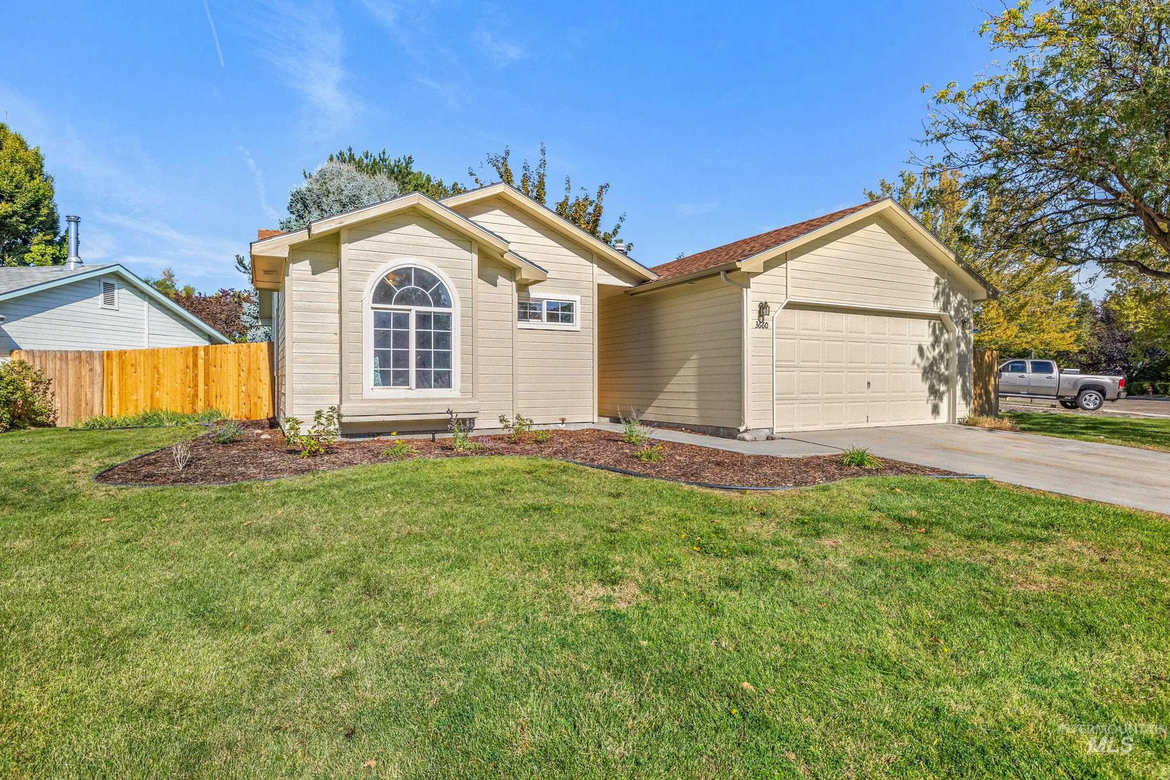 3660 E Eastgate Drive Property Photo 1