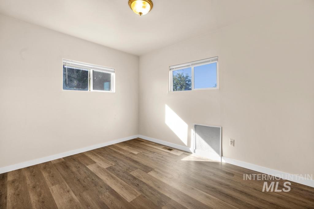 553 Quincy Street Property Photo 6