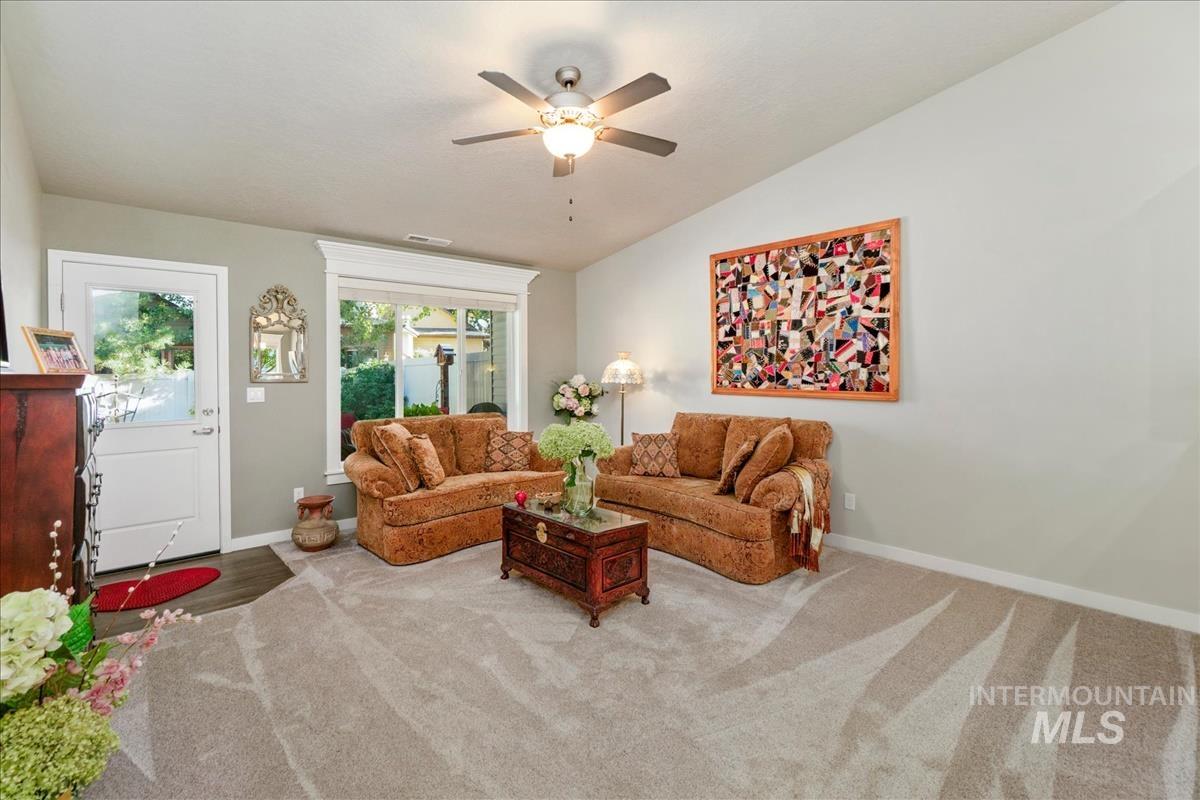 2834 E Clarene Dr Property Photo 13