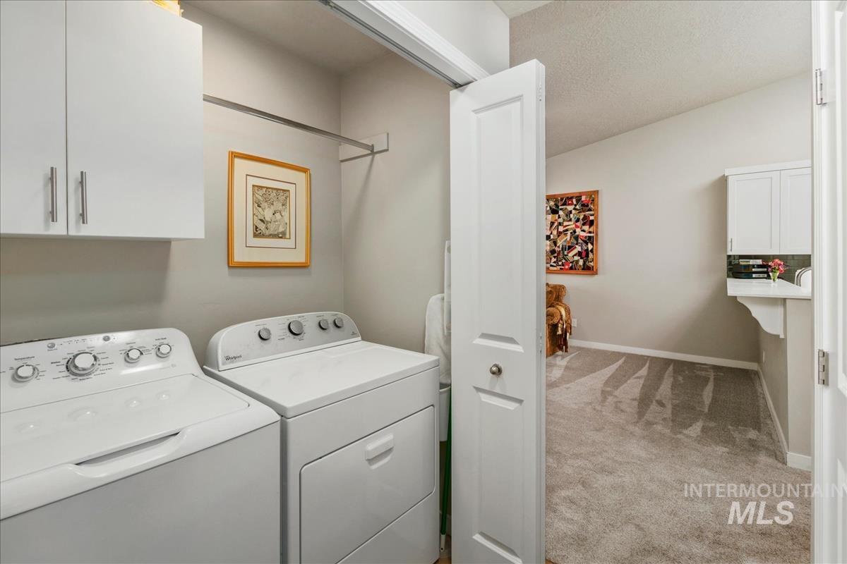 2834 E Clarene Dr Property Photo 18