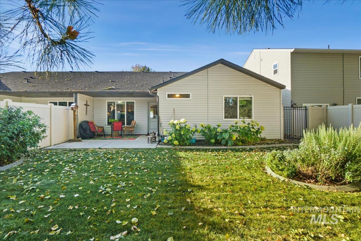 2834 E Clarene Dr Property Photo 32