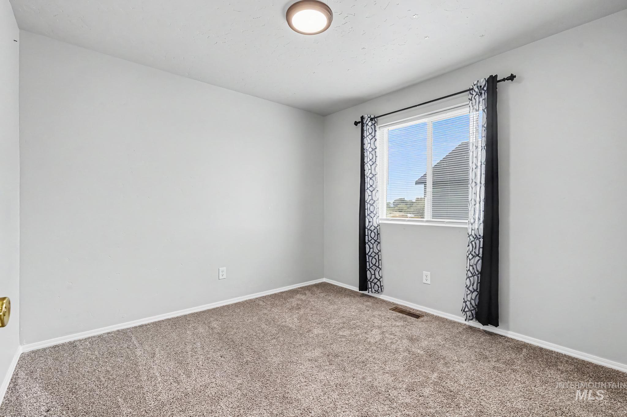 4406 S Yankees Wy Property Photo 13