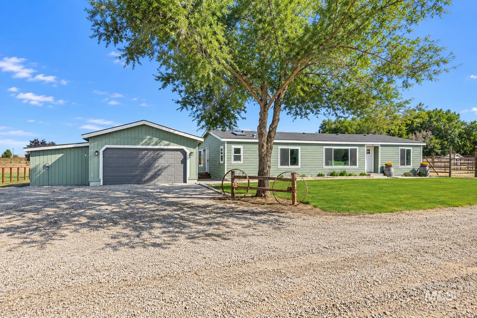 32300 Nichol Ln. Property Photo 3