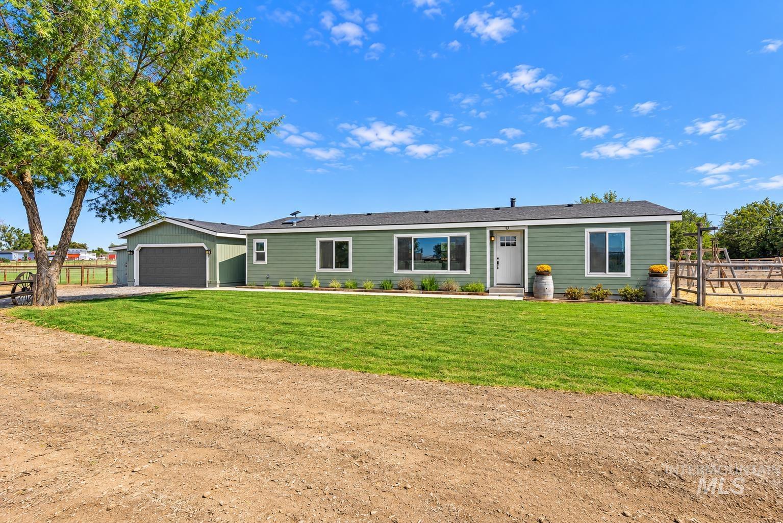 32300 Nichol Ln. Property Photo 4